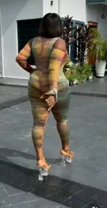 1749330412915